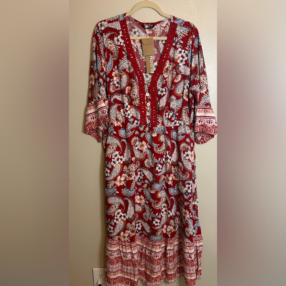 Bloom Chic Size 14/16W Red‎ Paisley Printed Dress